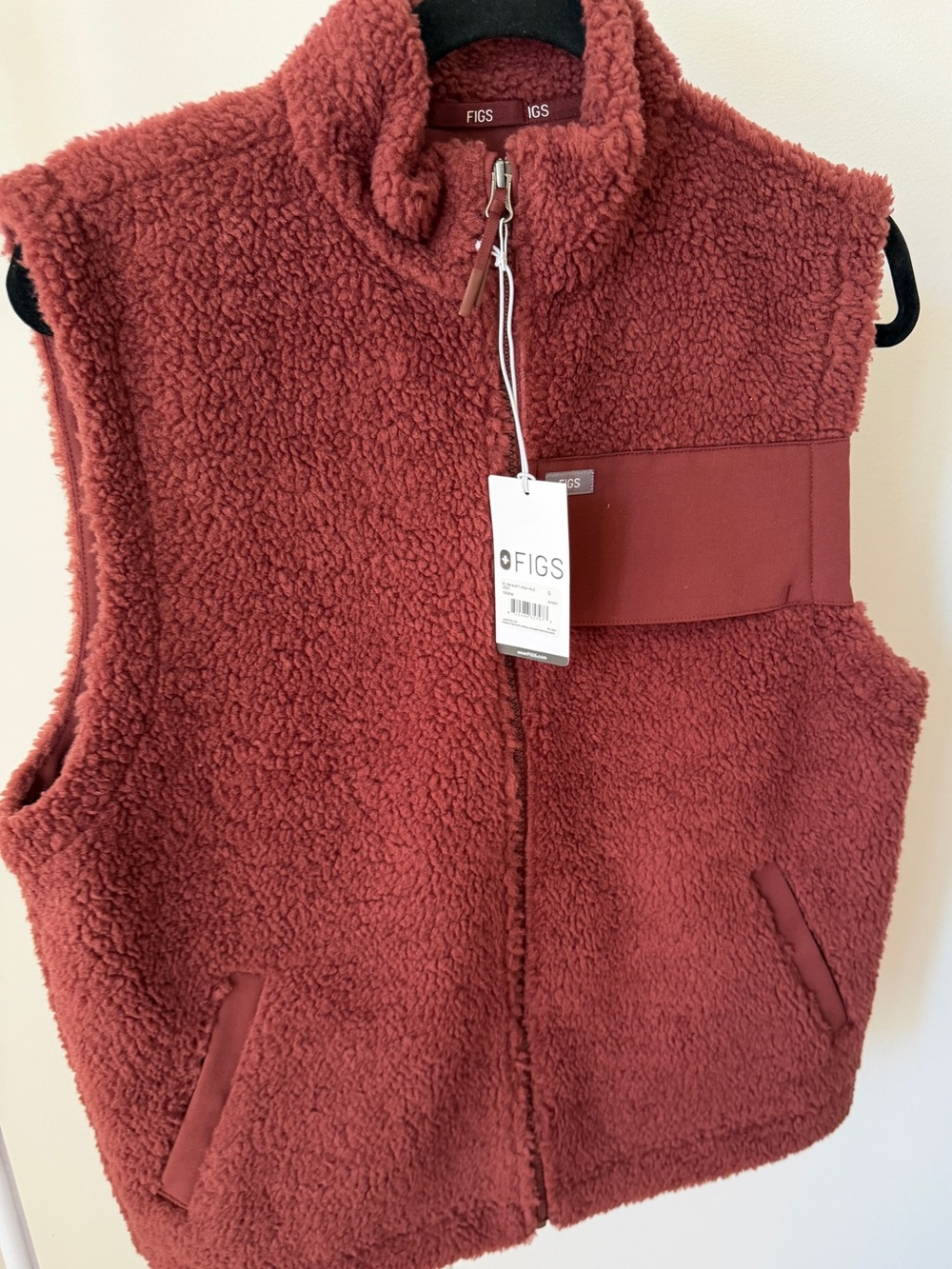 Figs men’s vest S